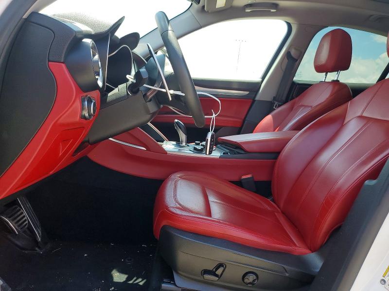 2019 Alfa romeo Stelvio VIN ZASPAKAN4K7C51350 COPART salvage auction — NORMAL WEAR, Tx - Certificate Of Title, sold $7,400 on 2026-07-28 (photo 7)