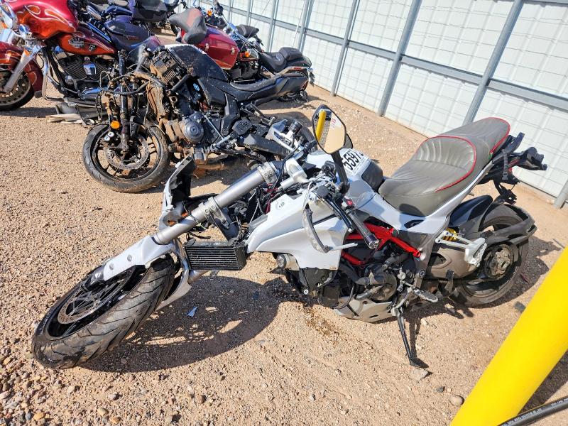 2016 Ducati VIN ZDM12BWW7GB007245 COPART salvage auction — FRONT END, Tx - Salvage Vehicle Title, sold $650 on 2026-08-06 (photo 3)