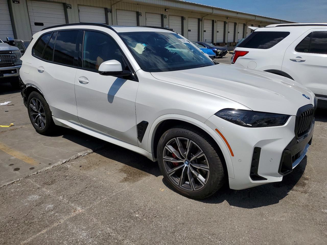 2025 BMW X5 VIN 5UX43EU03S9Z84385 COPART salvage auction — Rear End, KY - CERT OF TITLE-SALVAGE, sold $53,000 on 2026-06-25 (photo 4)