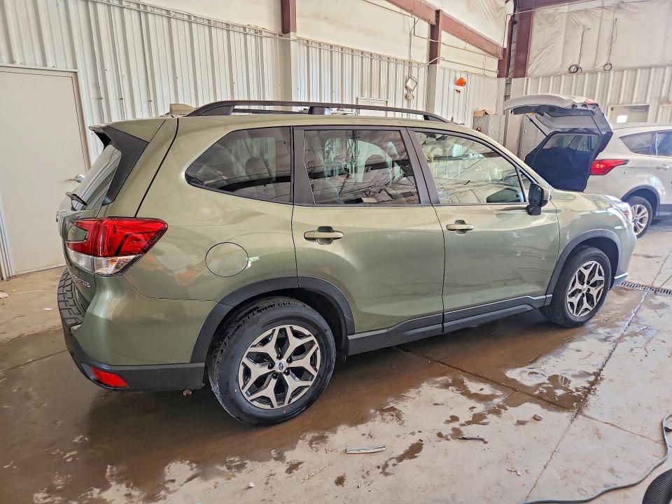 2020 Subaru Forester VIN JF2SKAJC5LH466970 COPART salvage auction — HAIL, Wi - Cert Of Title-Claim Paid, sold $12,200 on 2026-07-13 (photo 3)