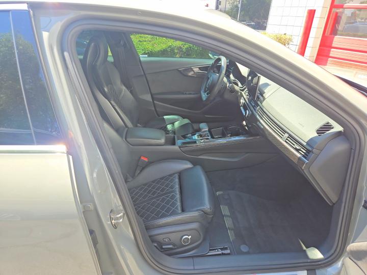 2020 Audi S4 VIN WAUB4AF42LA064663 COPART salvage auction — NORMAL WEAR, Ut - Cert Of Title-Rebuilt/Restored (P), sold $15,400 on 2026-07-31 (photo 5)