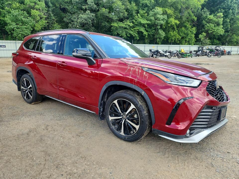 2021 Toyota Highlander VIN 5TDLZRBH7MS158283 COPART salvage auction — ALL OVER, LA - CERT OF TITLE-SALVAGE, sold $250 on 2026-07-16 (photo 4)