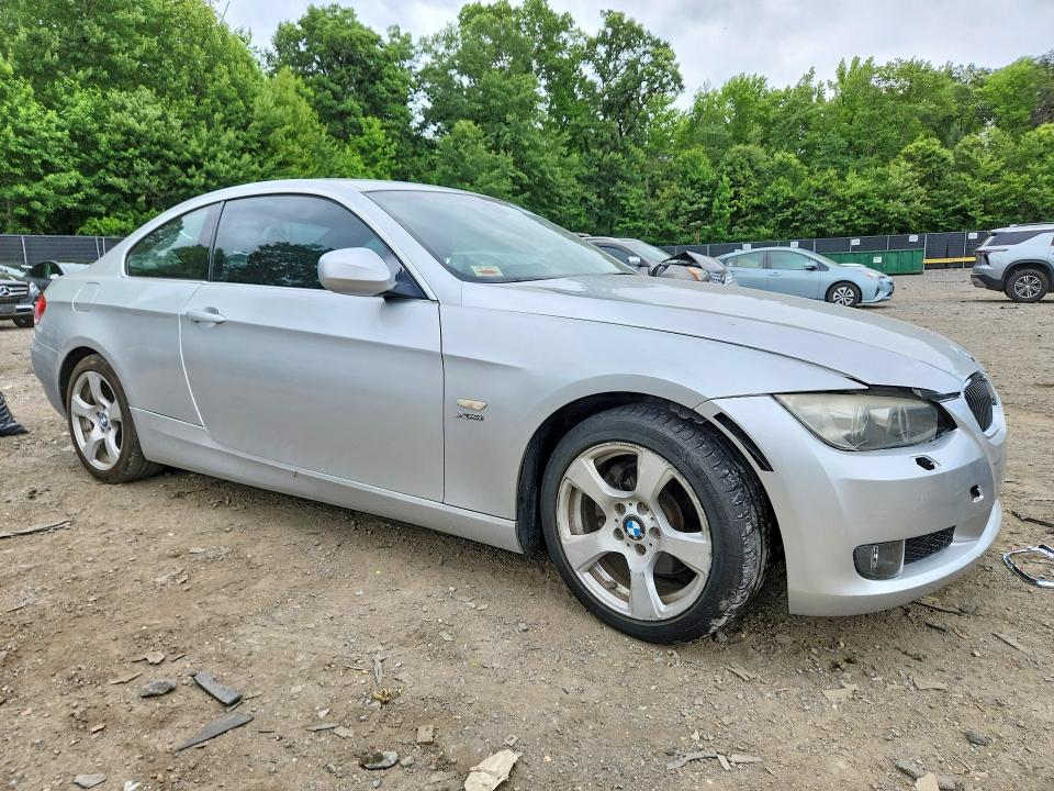 2010 BMW 3er VIN WBAWC3C55AP471240 COPART salvage auction — FRONT END, MD - CERT OF SALVAGE > 75% DAMAGE, sold $225 on 2026-07-17 (photo 4)