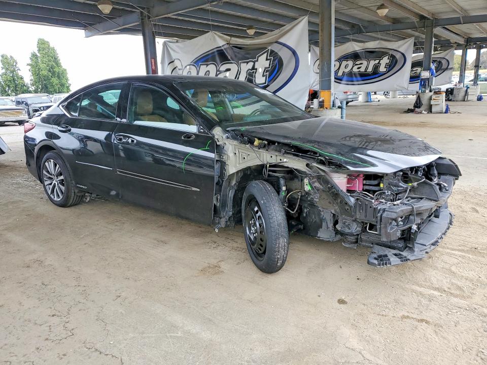 2021 Lexus ES VIN 58ACA1C16MU004058 COPART salvage auction — FRONT END, Ca - Salvage Certificate, sold $12,300 on 2026-07-09 (photo 4)