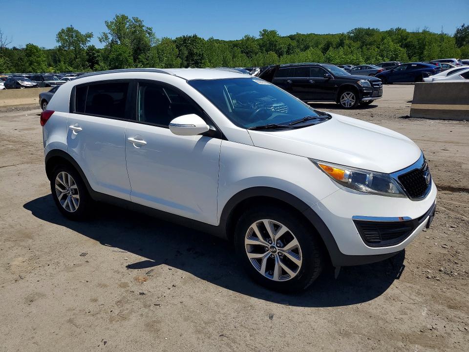 2015 Kia VIN KNDPB3AC3F7687929 COPART salvage auction — NORMAL WEAR, Wv - Certificate Of Title, sold $1,700 on 2026-07-02 (photo 4)