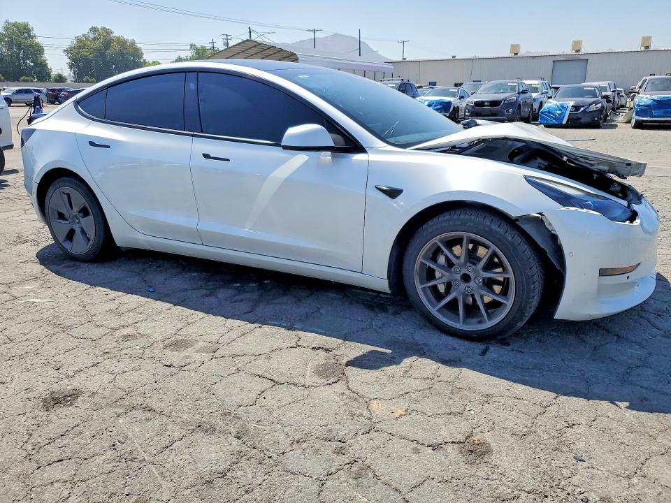 2022 Tesla VIN 5YJ3E1EA1NF288917 COPART salvage auction — FRONT END, Ca - Salvage Certificate, sold $4,000 on 2026-07-13 (photo 4)