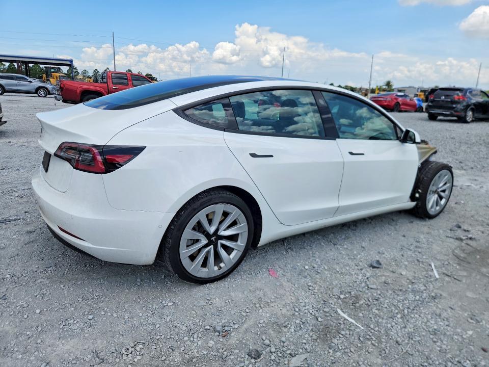 2021 Tesla VIN 5YJ3E1EA2MF053358 COPART salvage auction — FRONT END, FL - CERT OF TITLE SLVG REBUILDABLE, sold $1,450 on 2026-07-24 (photo 3)
