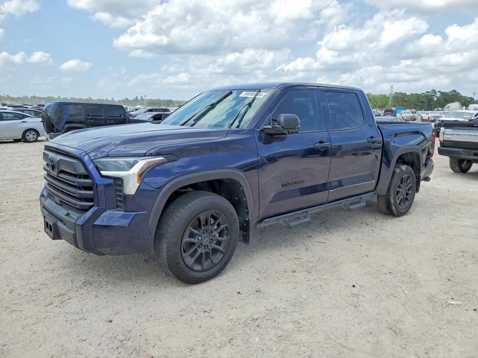 2025 Toyota Tundra VIN 5TFLA5DB9SX315831 COPART salvage auction — WATER/FLOOD, Tx - Salvage Title-Flood Damage, sold $21,600 on 2026-07-28 (photo 1)