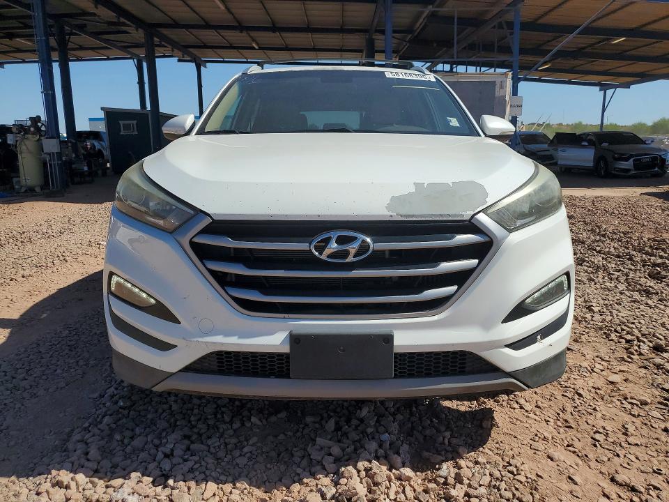 2017 Hyundai Tucson VIN KM8J33A20HU519045 COPART salvage auction — MINOR DENT/SCRATCHES, AZ - DEALER ONLY CLEAN TITLE (P), sold $2,750 on 2026-07-27 (photo 5)