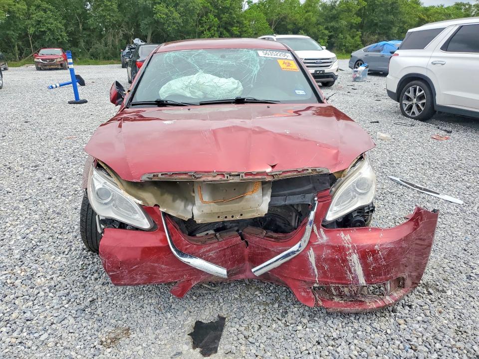 2014 Chrysler 200 VIN 1C3CCBAB0EN238462 COPART salvage auction — FRONT END, Id - Salvage Certificate Of Title, sold $250 on 2026-07-13 (photo 5)