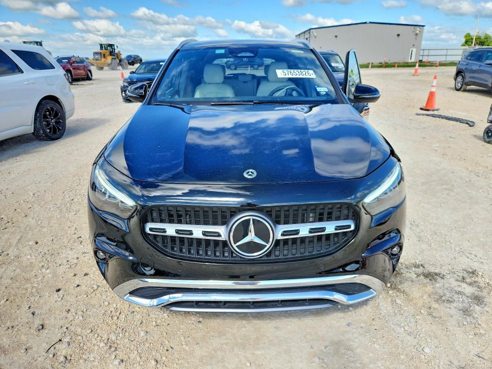 2025 Mercedes-benz VIN W1N4N4HB5SJ695128 COPART salvage auction — SIDE, Tx - Salvage Vehicle Title, sold $4,200 on 2026-07-30 (photo 5)
