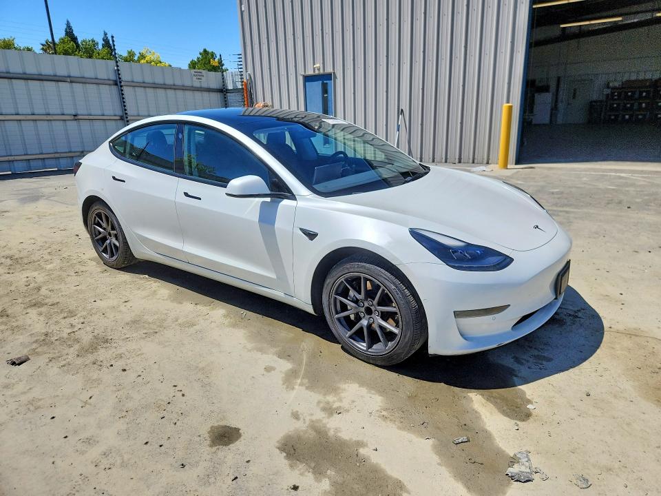 2022 Tesla Model 3 VIN 5YJ3E1EA0NF371867 COPART salvage auction — MECHANICAL, Ca - Certificate Of Title, sold $9,600 on 2026-07-08 (photo 4)