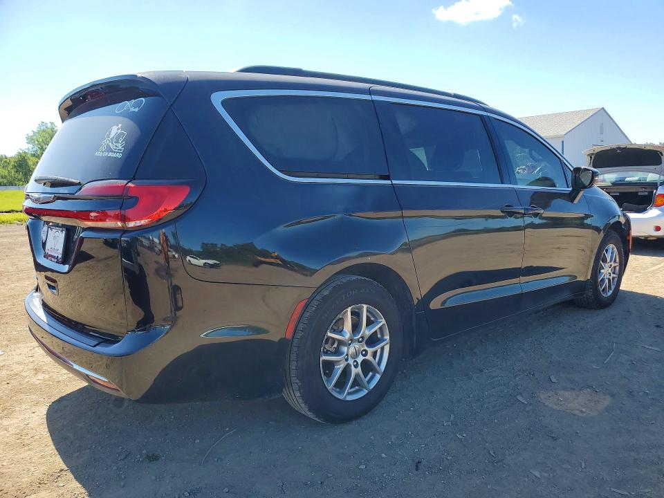 2021 Chrysler Pacifica VIN 2C4RC1FG5MR558821 COPART salvage auction — FRONT END, OH - CERT OF TITLE-SALVAGE, sold $5,200 on 2026-07-27 (photo 3)