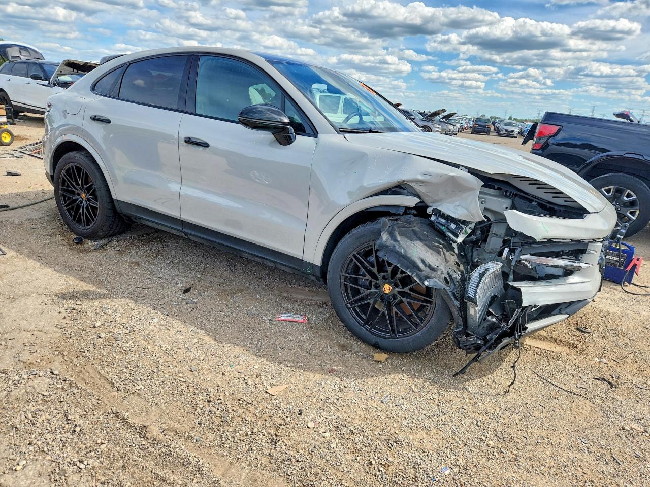 2024 Porsche Cayenne VIN WP1BA2AY5RDA54565 COPART salvage auction — Front End, IL - SALVAGE CERTIFICATE, sold $54,500 on 2026-08-11 (photo 4)