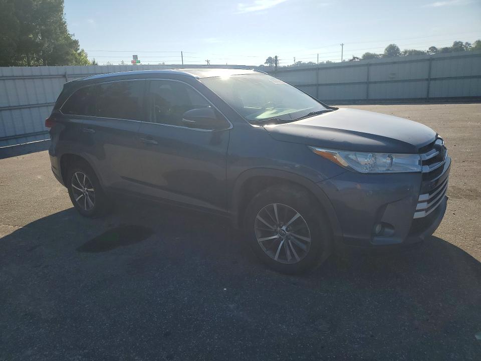 2018 Toyota Highlander VIN 5TDKZRFH7JS280711 COPART salvage auction — MECHANICAL, Fl - Dealer Only Clean Title, sold $12,300 on 2026-07-28 (photo 4)