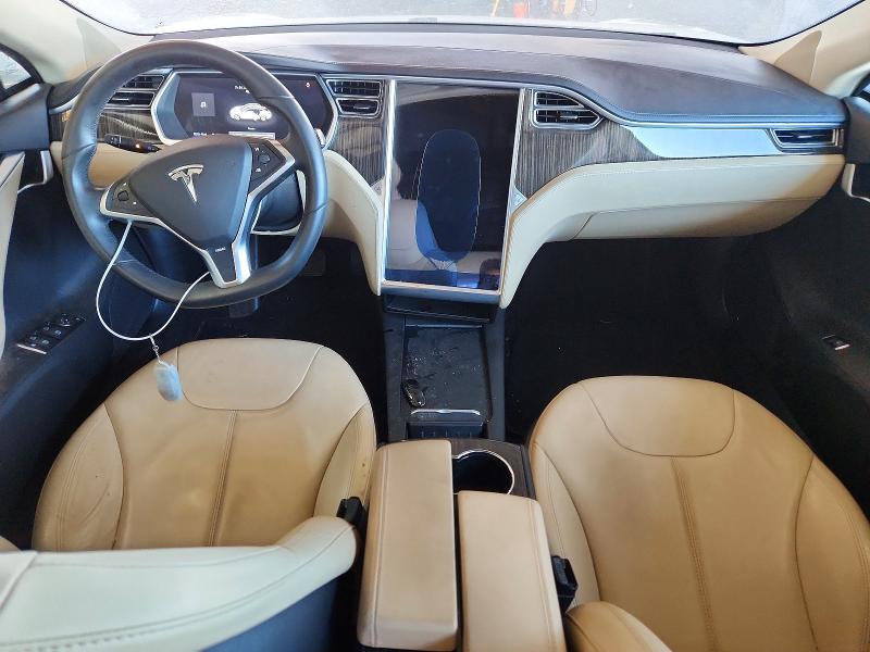 2013 Tesla Model s VIN 5YJSA1CN8DFP13772 COPART salvage auction — MINOR DENT/SCRATCHES, Ca - Dis/Dlr/Exp App For Dup Clean, sold $3,200 on 2026-07-13 (photo 8)