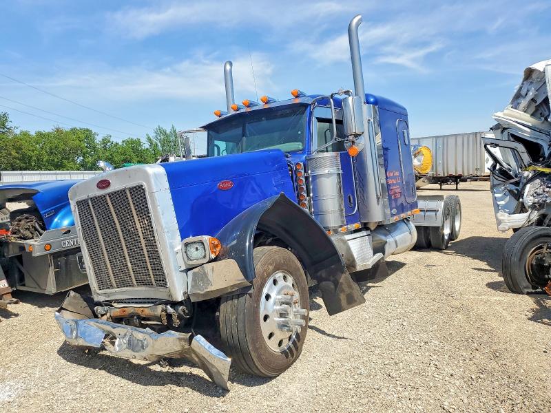 2007 Peterbilt 379 VIN 1XP5DB9X67D742765 COPART salvage auction — ALL OVER, IA - CERT OF TITLE-SALVAGE TITLE, sold $7,700 on 2026-08-27 (photo 2)