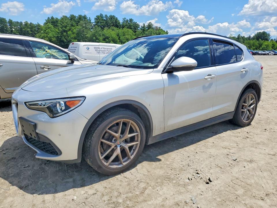 2018 Alfa romeo Stelvio VIN ZASFAKNN7J7B99636 COPART salvage auction — WATER/FLOOD, Ma - Cert Of Title-Salvage, sold $3,500 on 2026-07-27 (photo 1)