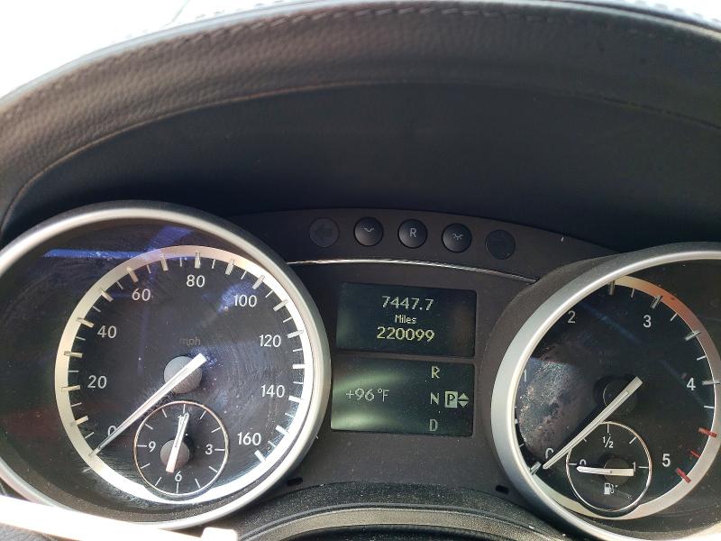 2011 Mercedes-benz Gl-klasse VIN 4JGBF2FE1BA629958 COPART salvage auction — WATER/FLOOD, Ct - Cert Of Title-Flood Salvage, sold $825 on 2026-07-10 (photo 9)