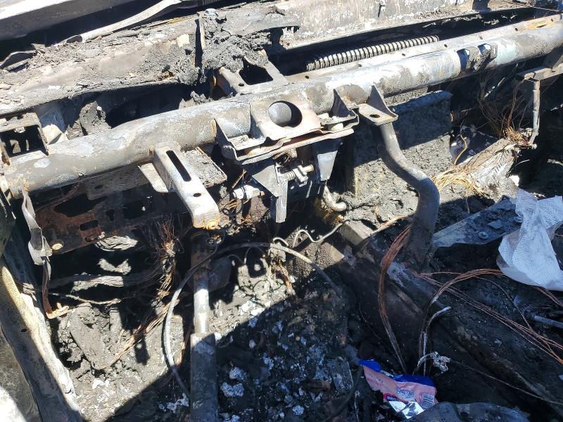 2011 BMW VIN WBAPH5G59BNM79950 COPART salvage auction — BURN, CA - NON-REPAIRABLE VEHICLE CERT, sold $100 on 2026-07-27 (photo 9)