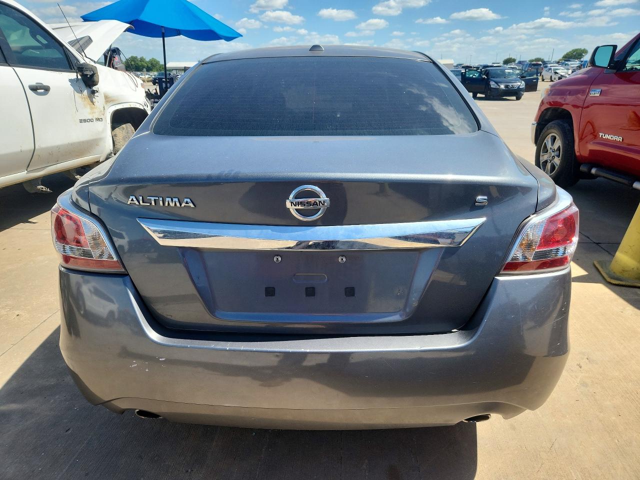2015 Nissan Altima VIN 1N4AL3AP5FN316052 COPART salvage auction — Front End, TX - SALVAGE VEHICLE TITLE, sold $800 on 2026-07-09 (photo 6)