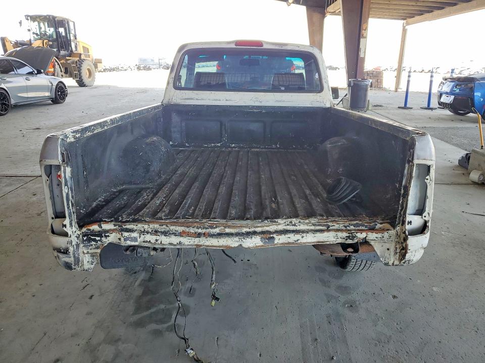 1997 Toyota Tacoma VIN 4TANL42N6VZ301318 COPART salvage auction — REAR END, Ca - Salvage Certificate, sold $550 on 2026-07-09 (photo 6)