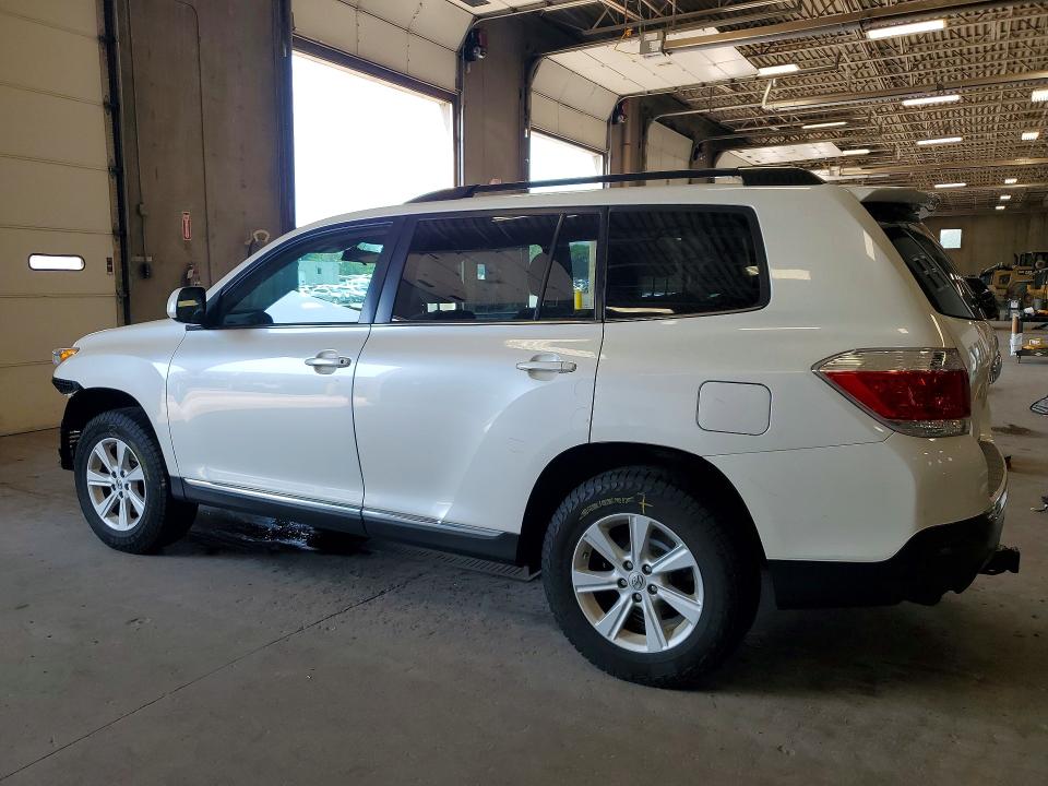 2013 Toyota Highlander VIN 5TDBK3EH7DS183452 COPART salvage auction — FRONT END, Mn - Cert Of Title-Salvage, sold $3,100 on 2026-07-16 (photo 2)