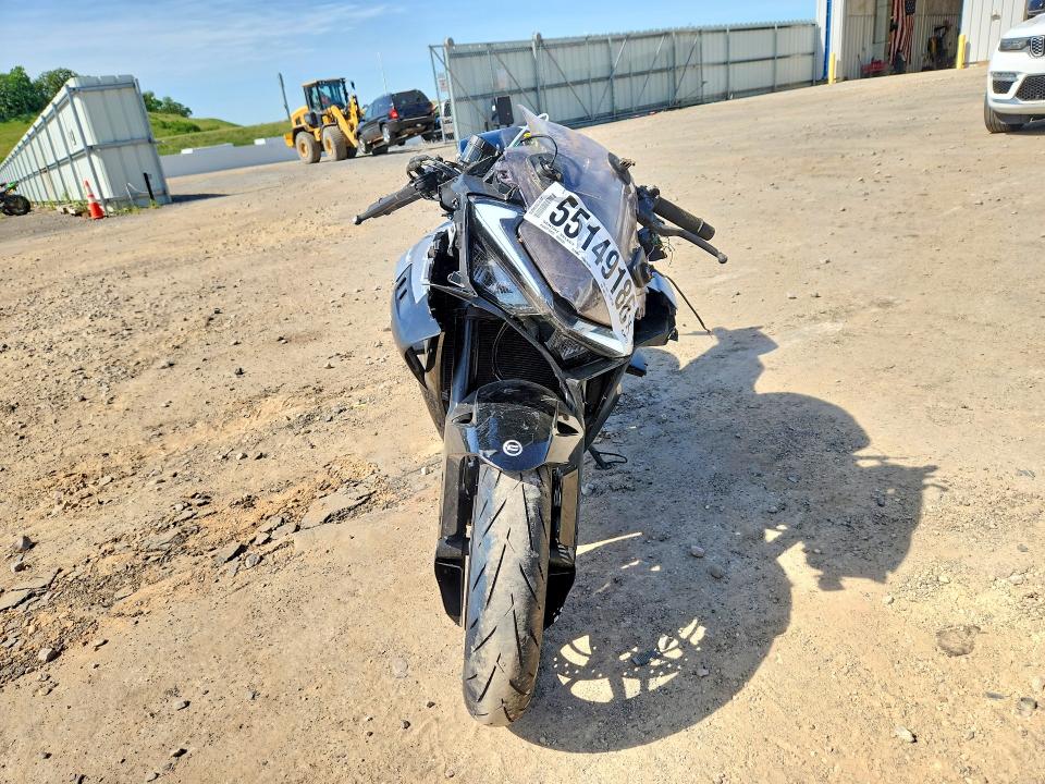 2025 Cf moto 675ss VIN LCEPEVLP6S6000753 COPART salvage auction — FRONT END, WI - CERT OF TITLE-SALVAGE VEHICLE, sold $425 on 2026-07-16 (photo 2)