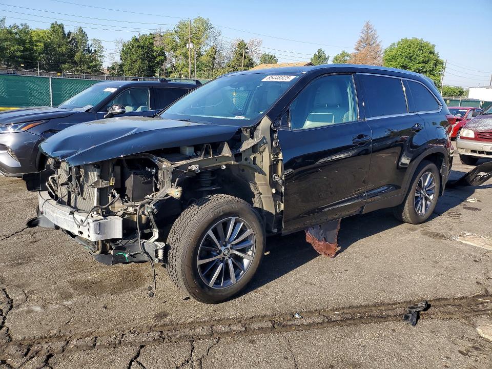 2019 Toyota Highlander VIN 5TDJZRFH2KS592836 COPART salvage auction — FRONT END, Co - Public - Salvage Title, sold $11,800 on 2026-07-07 (photo 1)