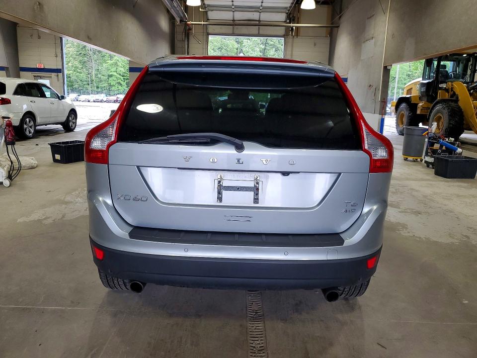2013 Volvo VIN YV4902DZ4D2440242 COPART salvage auction — FRONT END, Va - Certificate Of Title, sold $2,100 on 2026-07-17 (photo 6)