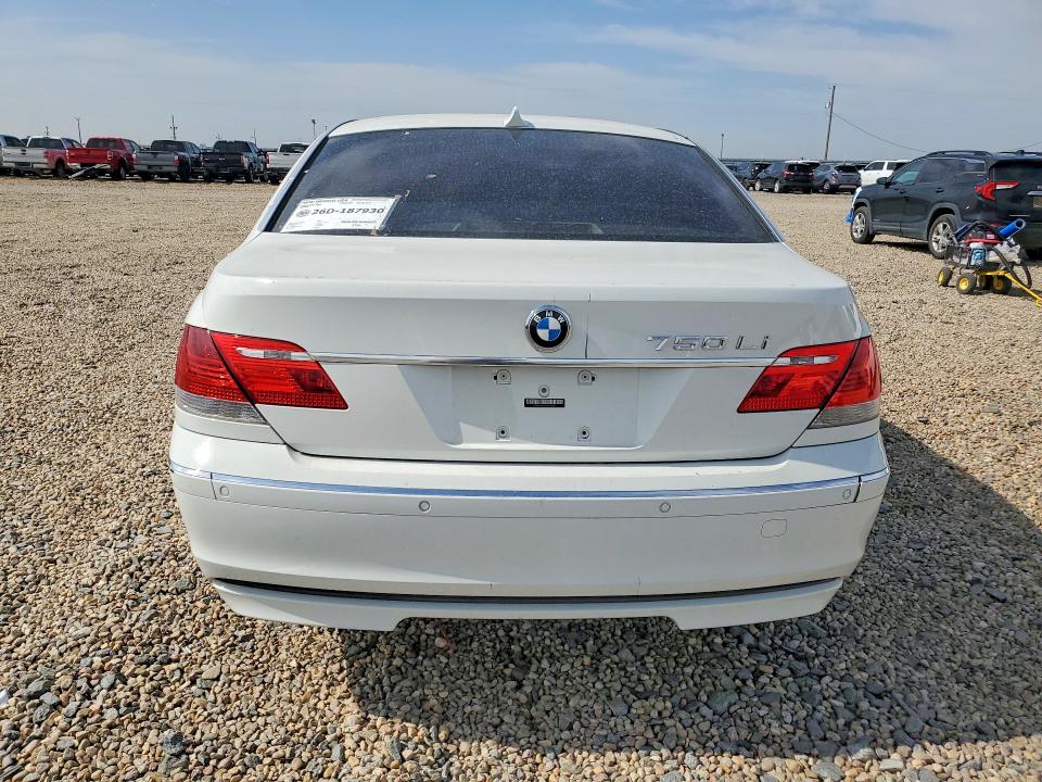 2006 BMW 7 series VIN WBAHN83556DT63581 COPART salvage auction — MINOR DENT/SCRATCHES, IN - CERTIFICATE OF TITLE, sold $100 on 2026-07-28 (photo 6)