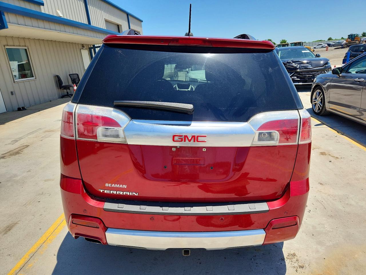 2015 GMC Terrain VIN 2GKALUEKXF6360426 COPART salvage auction — Front End, KY - CERT OF TITLE-SALVAGE, sold $775 on 2026-07-09 (photo 6)