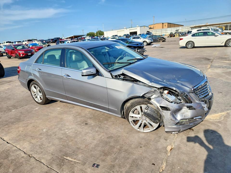 2011 Mercedes-benz E-class VIN WDDHF5GB6BA368076 COPART salvage auction — FRONT END, Tx - Salvage Vehicle Title, sold $1,800 on 2026-07-06 (photo 4)