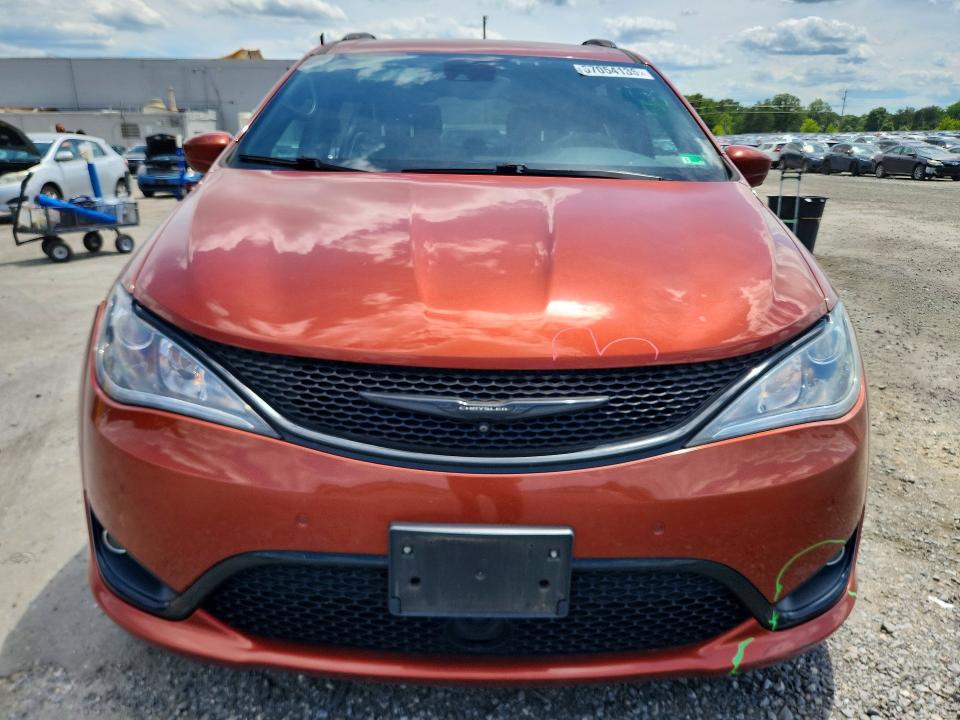 2018 Chrysler Pacifica VIN 2C4RC1BG9JR317118 COPART salvage auction — SIDE, Va - Cert Of Title - Salvage, sold $3,700 on 2026-07-22 (photo 5)