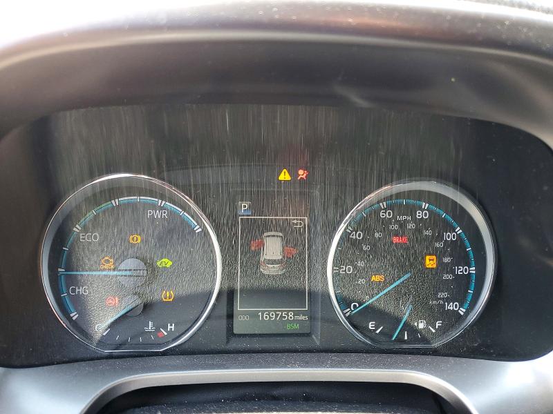 2017 Toyota Rav 4 VIN JTMJJREV1HD134773 COPART salvage auction — REAR END, Mi - Certificate Of Title, sold $4,900 on 2026-07-31 (photo 9)