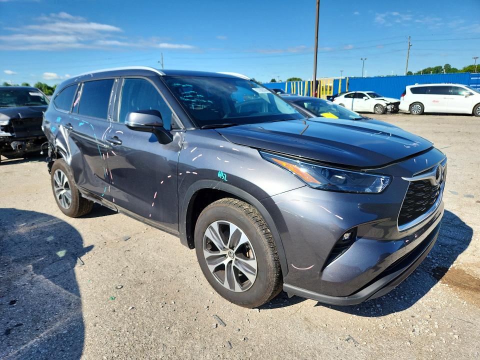 2023 Toyota Highlander VIN 5TDKDRAH3PS515040 COPART salvage auction — REAR END, In - Cert Of Title-Salvage Title, sold $14,100 on 2026-07-24 (photo 4)