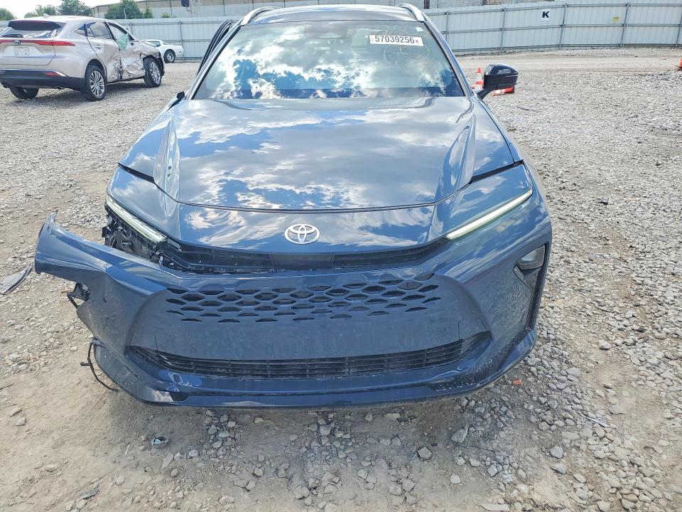 2025 Toyota Crown signia VIN JTDACAAJ3S3029972 COPART salvage auction — SIDE, Oh - Cert Of Title-Salvage, sold $12,200 on 2026-07-17 (photo 5)