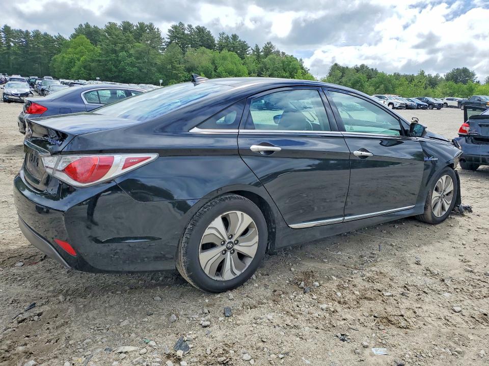 2015 Hyundai Sonata VIN KMHEC4A45FA119263 COPART salvage auction — FRONT END, Ma - Cert Of Title-Reconstrctd Coll, sold $325 on 2026-07-14 (photo 3)