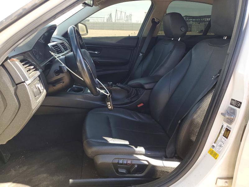 2015 BMW 3 series VIN WBA3C1C56FK119232 COPART salvage auction — MINOR DENT/SCRATCHES, Ca - Dis/Dlr/Exp App For Dup Clean, sold $925 on 2026-07-20 (photo 7)