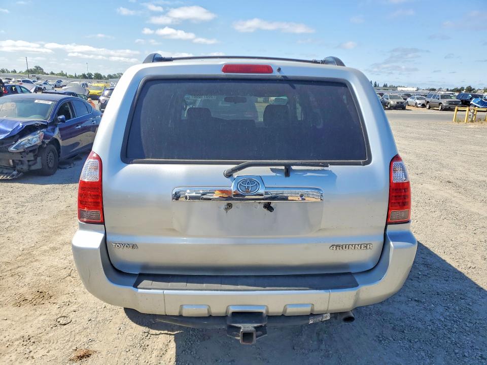 2007 Toyota 4runner VIN JTEBU14R070117126 COPART salvage auction — FRONT END, CA - SALVAGE CERTIFICATE, sold $4,350 on 2026-07-14 (photo 6)
