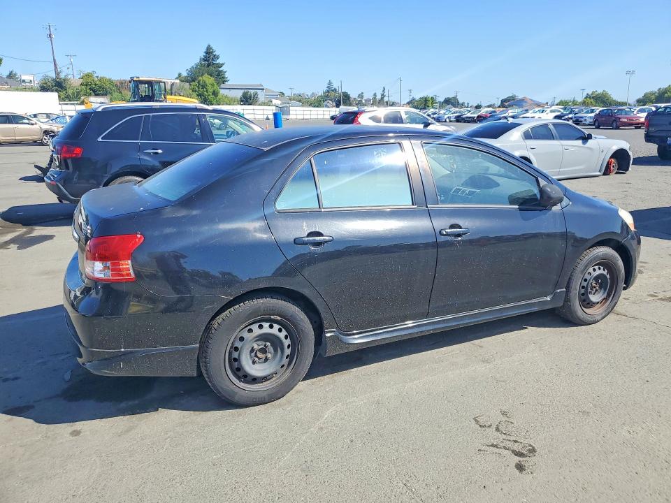 2007 Toyota Yaris VIN JTDBT923471121341 COPART salvage auction — MINOR DENT/SCRATCHES, Ca - Dis/Dlr/Exp App For Dup Clean, sold $400 on 2026-07-10 (photo 3)