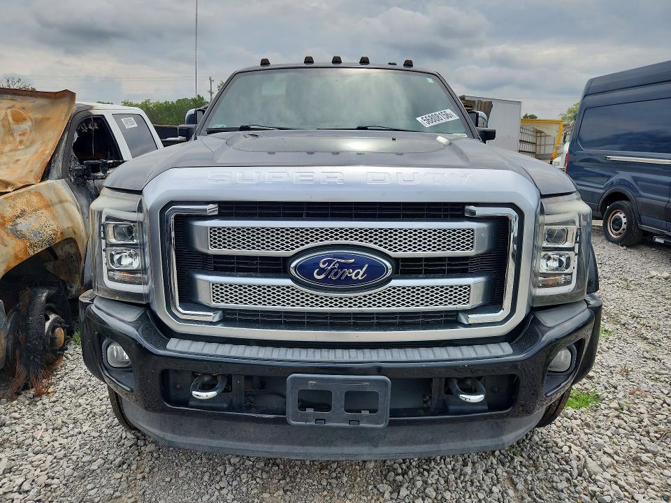 2016 Ford F-450 super duty VIN 1FT8W4DT8GEA02394 COPART salvage auction — Burn Engine, TN - SALVAGE CERTIFICATE, sold $10,000 on 2026-07-13 (photo 5)