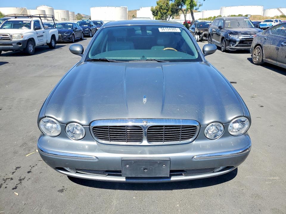 2004 Jaguar Xj series VIN SAJWA71CX4SG21351 COPART salvage auction — VANDALISM, CA - SALVAGE CERTIFICATE, sold $350 on 2026-07-08 (photo 5)