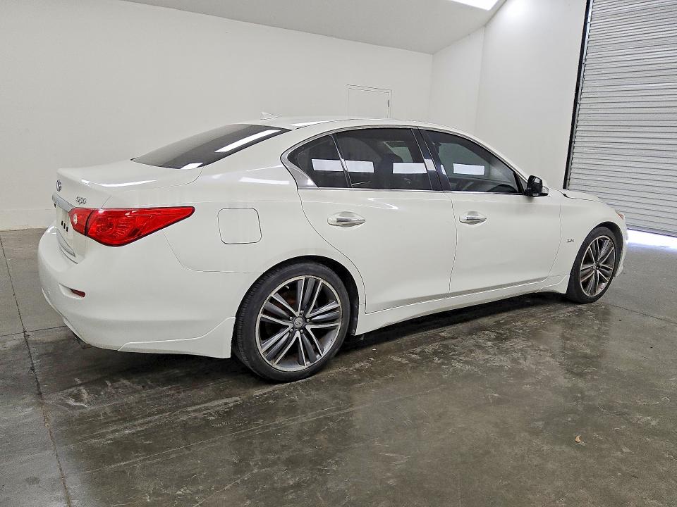2016 Infiniti Q50 VIN JN1EV7AP5GM306516 COPART salvage auction — MINOR DENT/SCRATCHES, TX - CERTIFICATE OF TITLE, sold $1,950 on 2026-07-14 (photo 3)