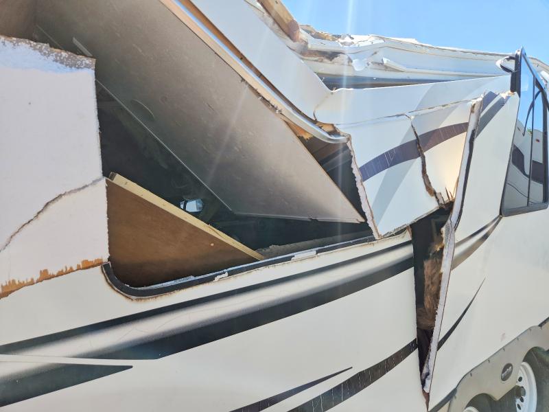2014 Venture Sport trek VIN 4EZT12724E8065955 COPART salvage auction — ROOF, Co - Public - Salvage Title, sold $80 on 2026-07-09 (photo 9)