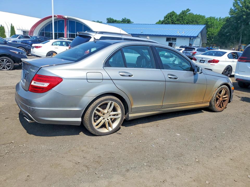 2014 Mercedes-benz C class VIN WDDGF8AB2EA949861 COPART salvage auction — FRONT END, Va - Cert Of Title-Salvage Rebuilt, sold $2,700 on 2026-07-31 (photo 3)