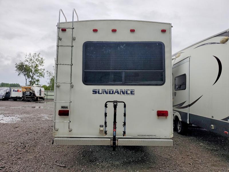 2010 Sundance Recreational vehicle (rv) VIN 5SFSG3527AE209382 COPART salvage auction — VANDALISM, NY - MV-907A SALVAGE CERTIFICATE, sold $1,600 on 2026-07-20 (photo 8)