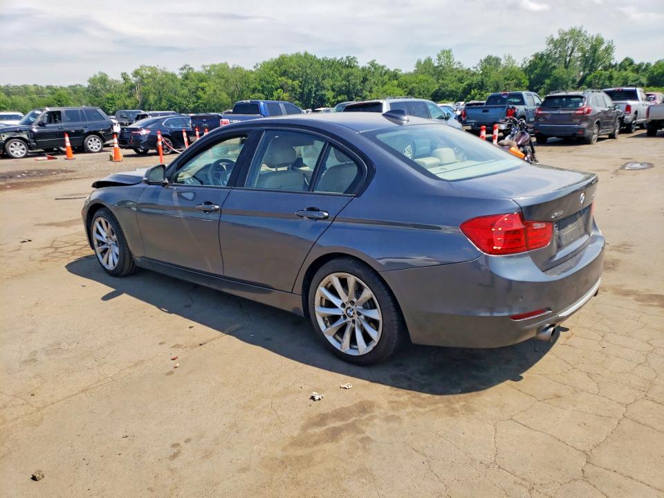 2013 BMW 3er VIN WBA3B9C53DF586373 COPART salvage auction — FRONT END, Ny - Cert Of Title-Salvage, sold $2,250 on 2026-07-14 (photo 2)