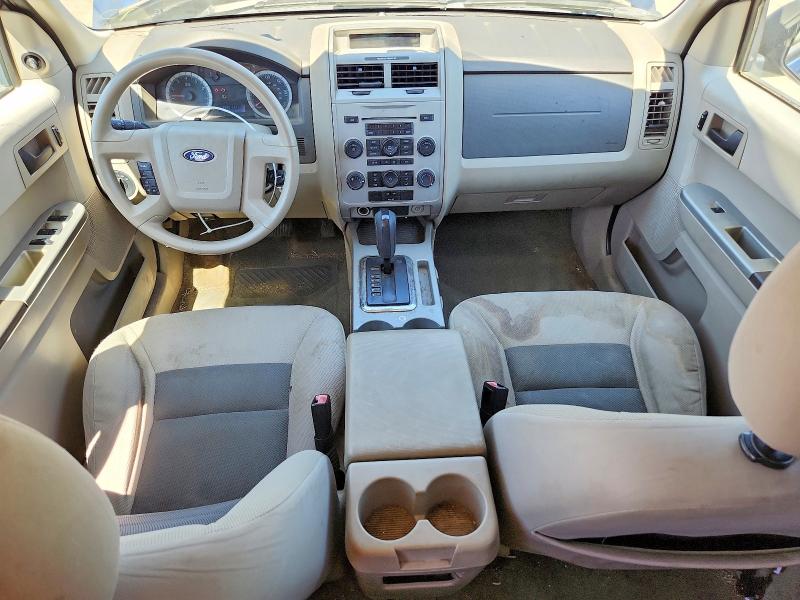 2008 Ford Escape VIN 1FMCU93108KB98214 COPART salvage auction — HAIL, Il - Salvage Certificate, sold $300 on 2026-07-09 (photo 8)
