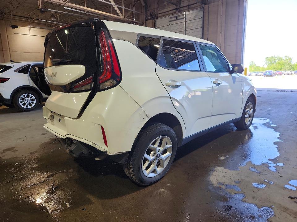 2023 Kia Soul VIN KNDJ23AUXP7858501 COPART salvage auction — FRONT END, Ct - Clean Title, sold $2,000 on 2026-07-09 (photo 3)